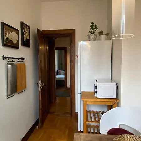 2 Min To Island! Spacious Family-Sized Old Town Apt Kaunas Exterior photo