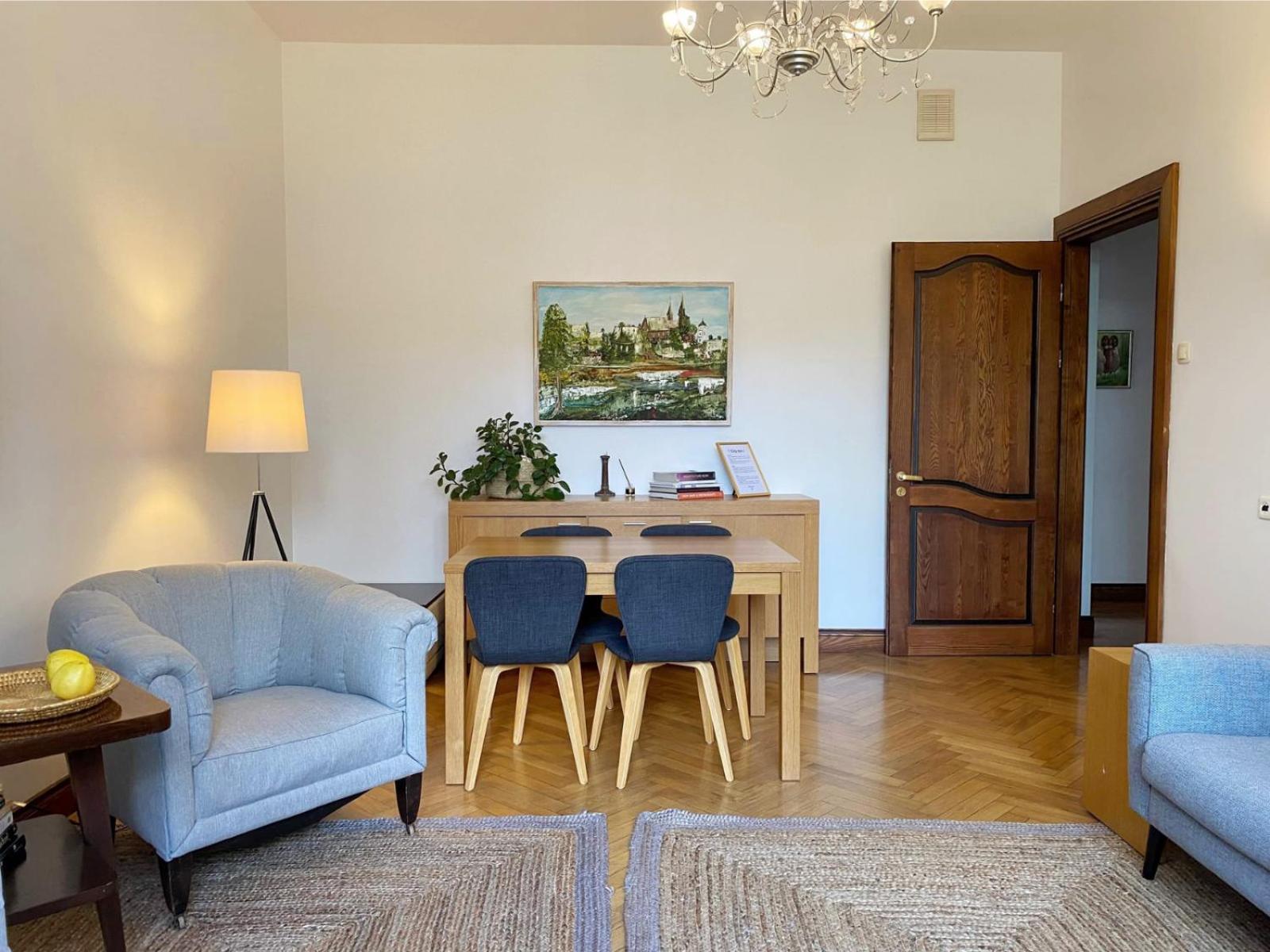 2 Min To Island! Spacious Family-sized Old Town Kaunas